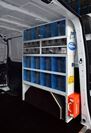 03_Syncro Bergamo allestisce furgone con contenitori trasparenti